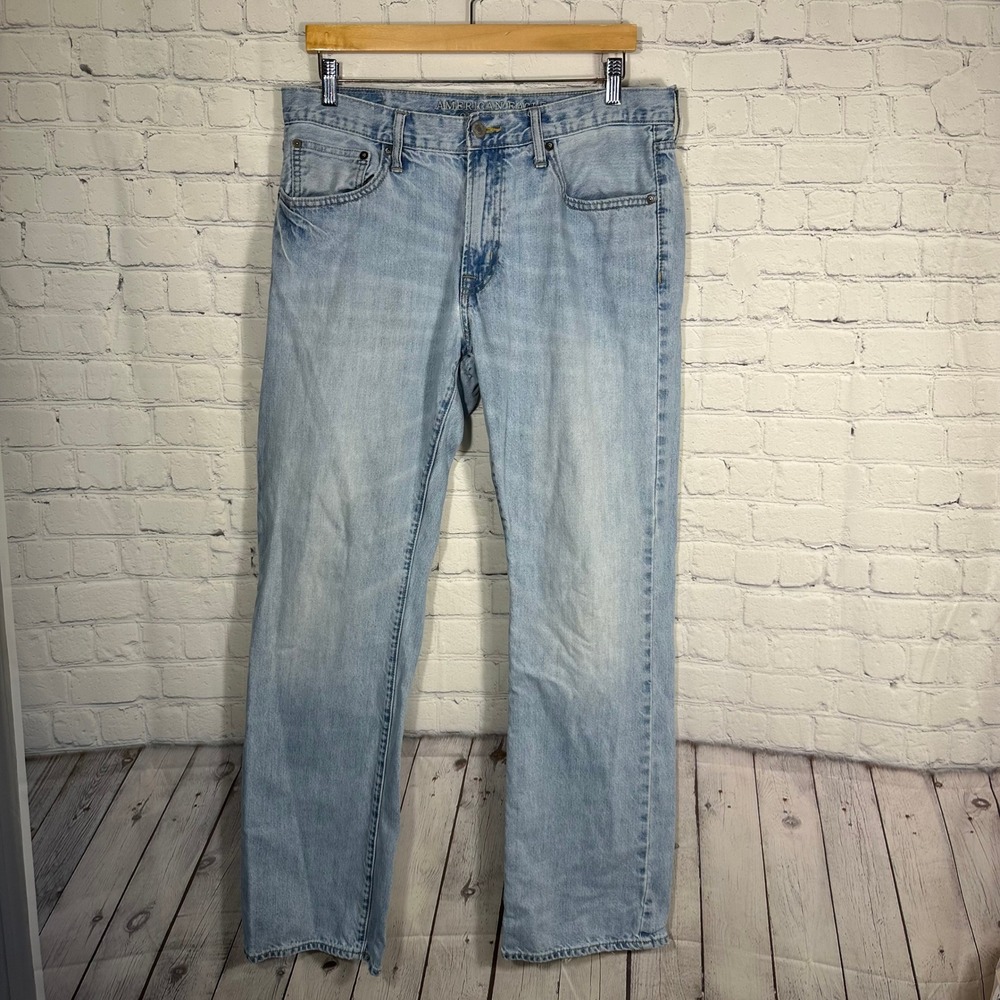 American Eagle Mens Original Bootcut Jeans Light Wash Denim 34x34 Blue‎